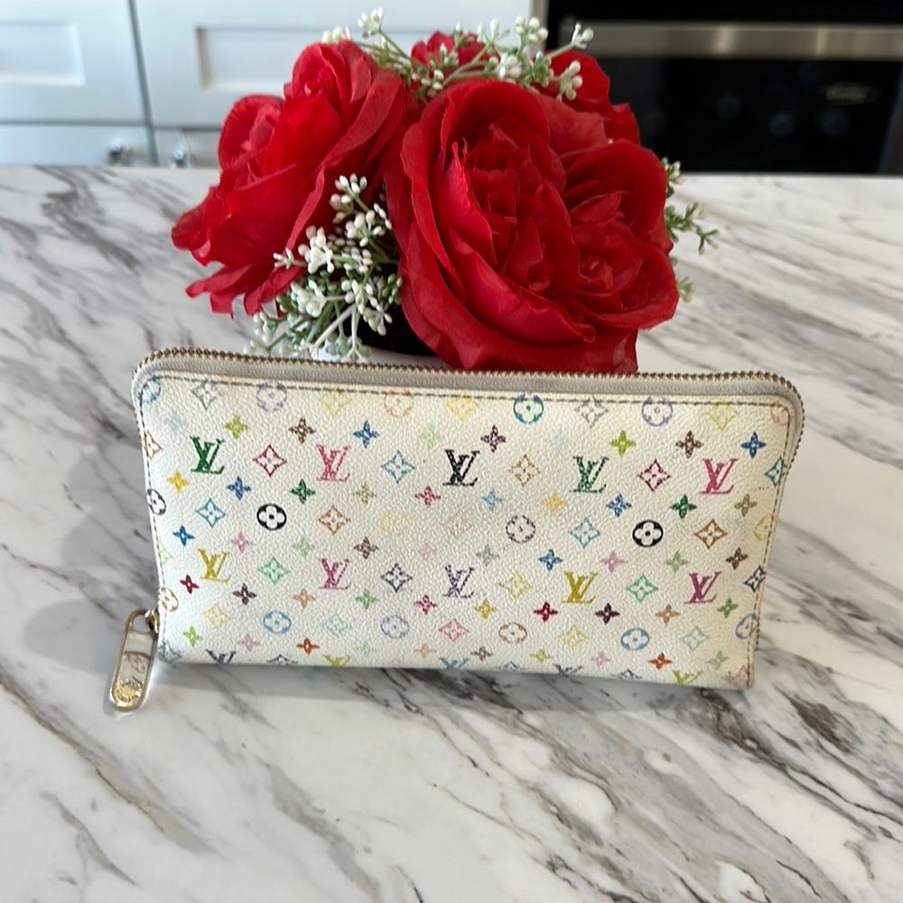 Authentic wallet Louis Vuitton